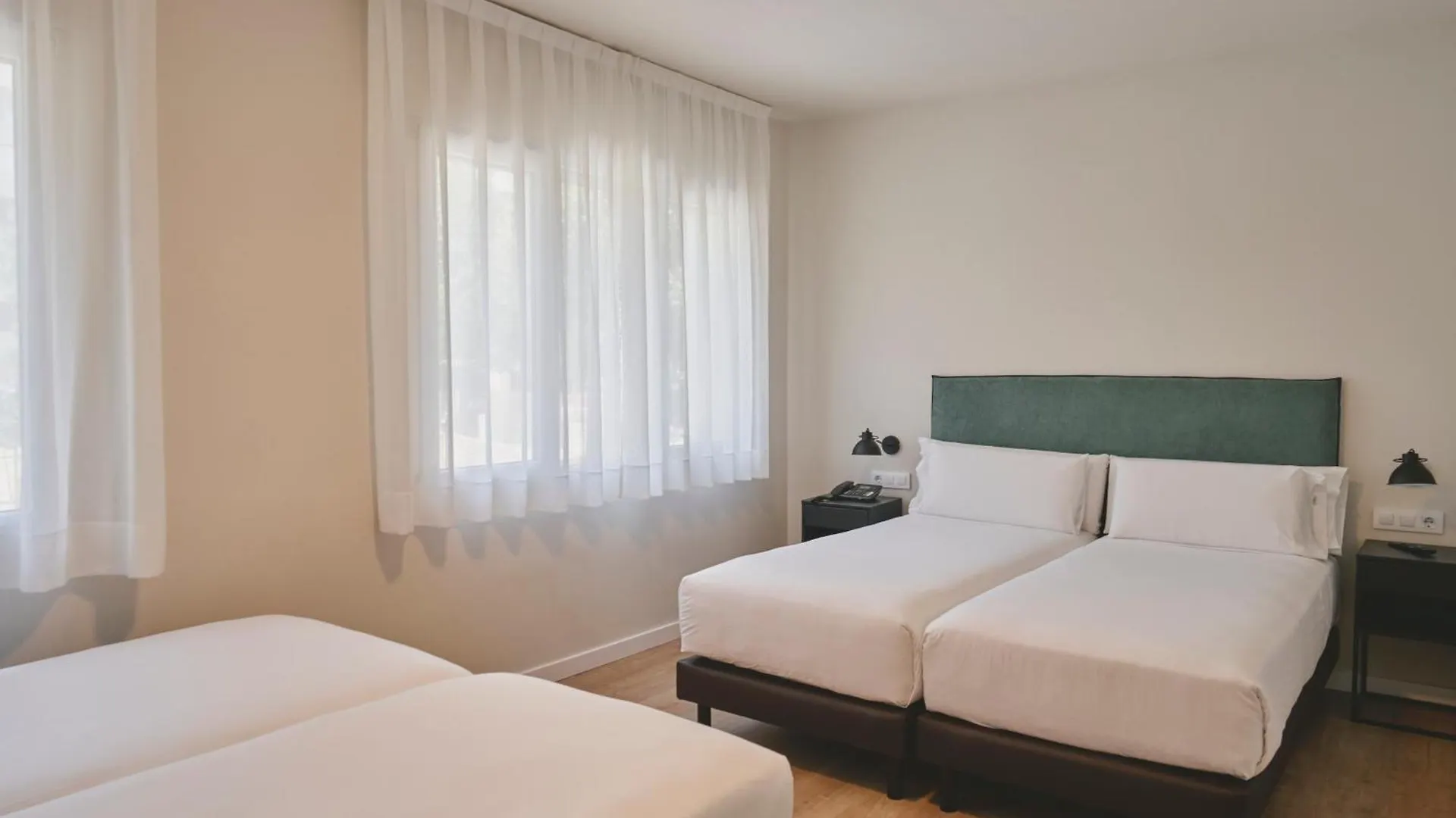 Tres Torres Atiram Hotel Barcelone Espagne