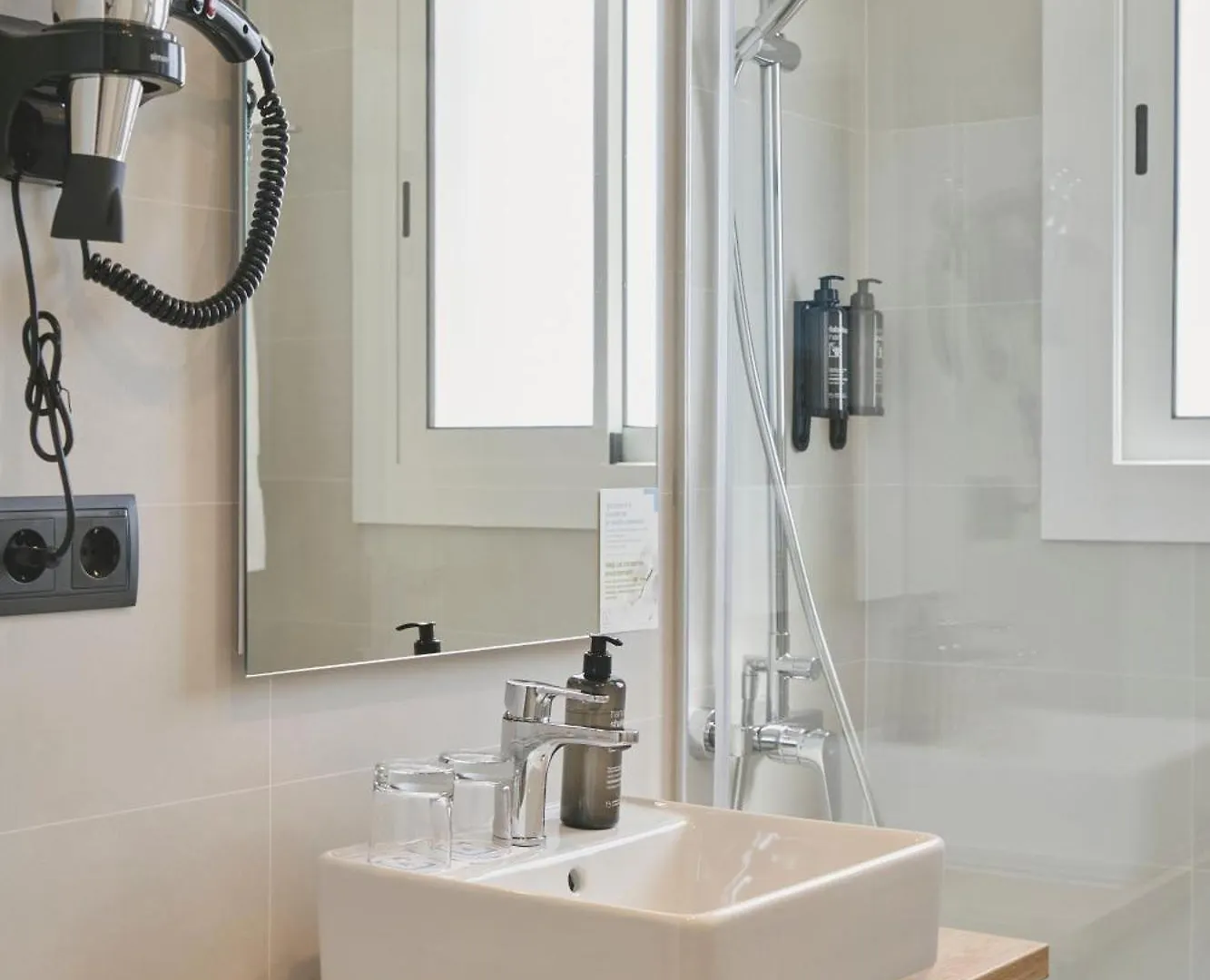 Tres Torres Atiram Hotel Barcelona 3*,  Španělsko